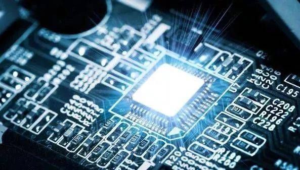 重要性堪比光刻机,我国实现自主化量产,外媒:换欧美着急了!